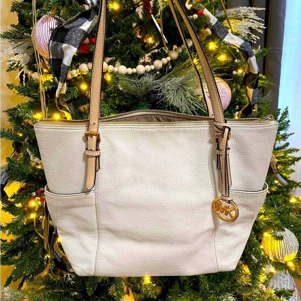 Michael Kors off-white shoulder bag